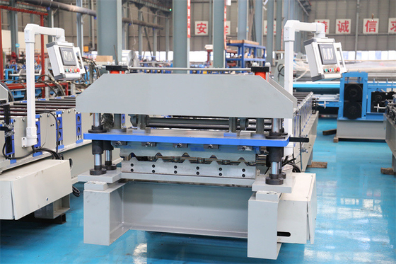 Thép sơn màu trước 5 Loại sườn Kim loại Ibr Tường Tấm lợp mái Nhà máy cuộn Giá xuất xưởng