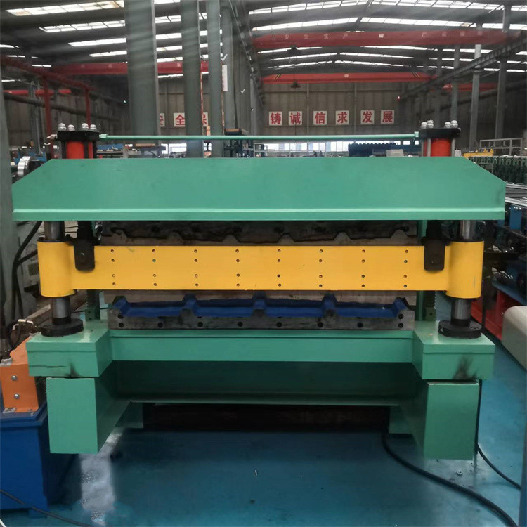 Máy tạo hình tấm lợp kim loại GI GL tùy chỉnh cho tấm lợp tường