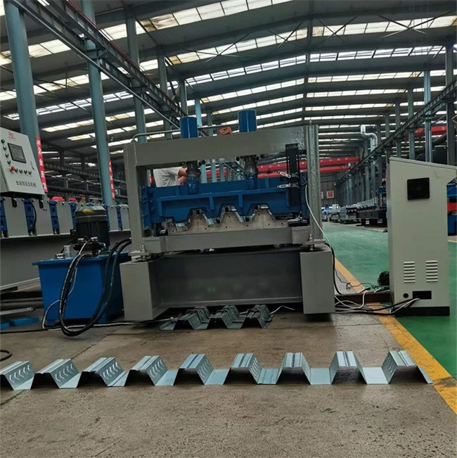 Máy tạo hình sàn bằng thép màu Độ dày 0,8-1,5mm