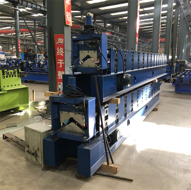 Aluzinc hoàn toàn tự động Máy cán nắp mái vòm tốc độ cao được sử dụng cho tấm mái